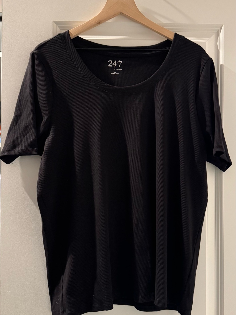 Maurices Black Short Sleeve Scoop Neck‎ Tee